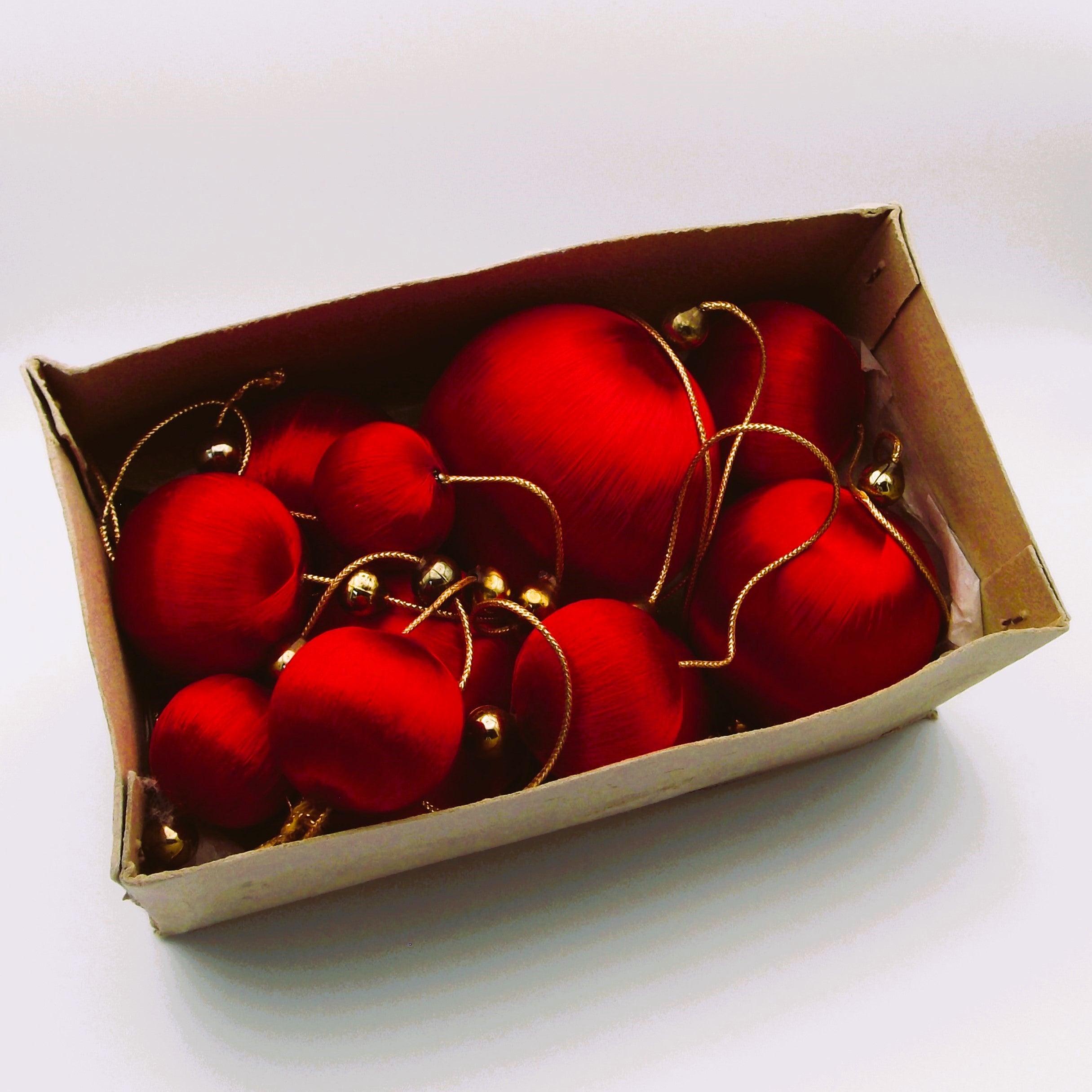 Vintage Garland of Satin Christmas Baubles in red