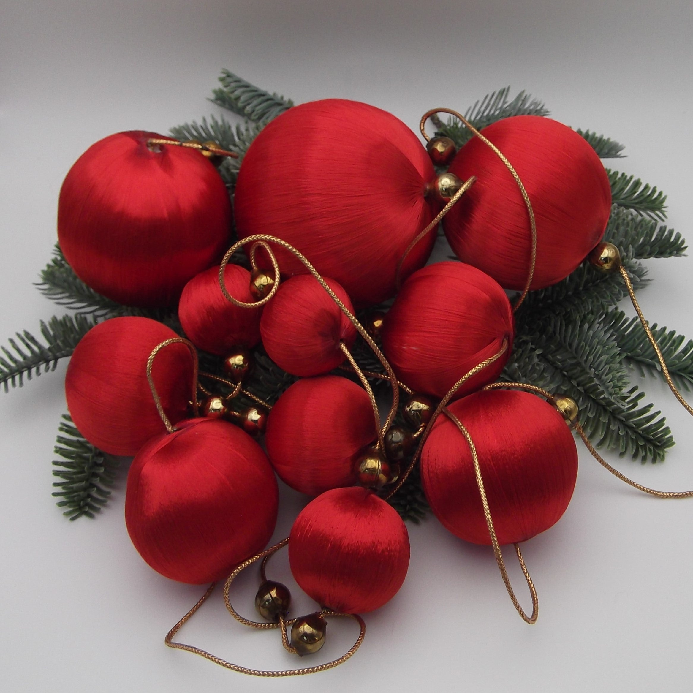 Vintage Garland of Satin Christmas Baubles in red