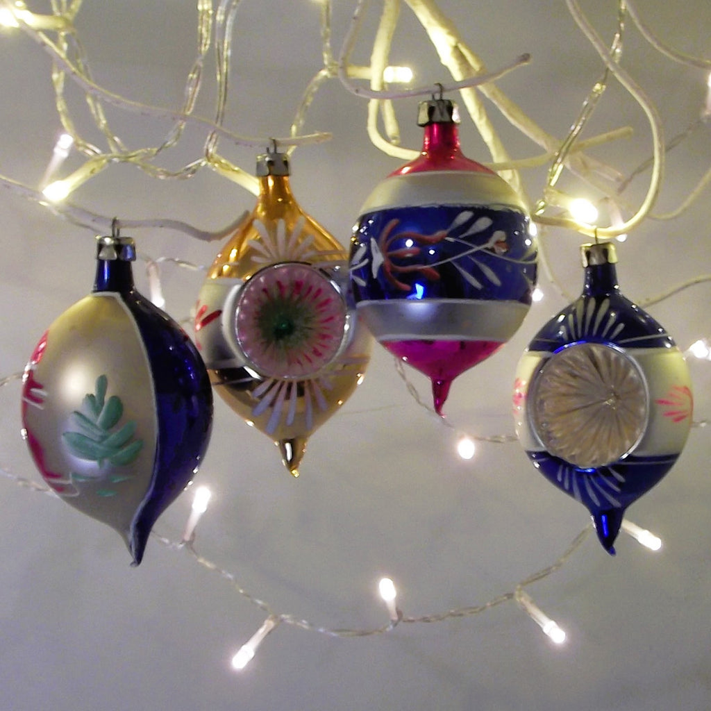 Vintage Christmas Oval Glass Bauble (four)